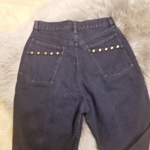 Hi-Rise Mom Jeans - Picture 4 of 5